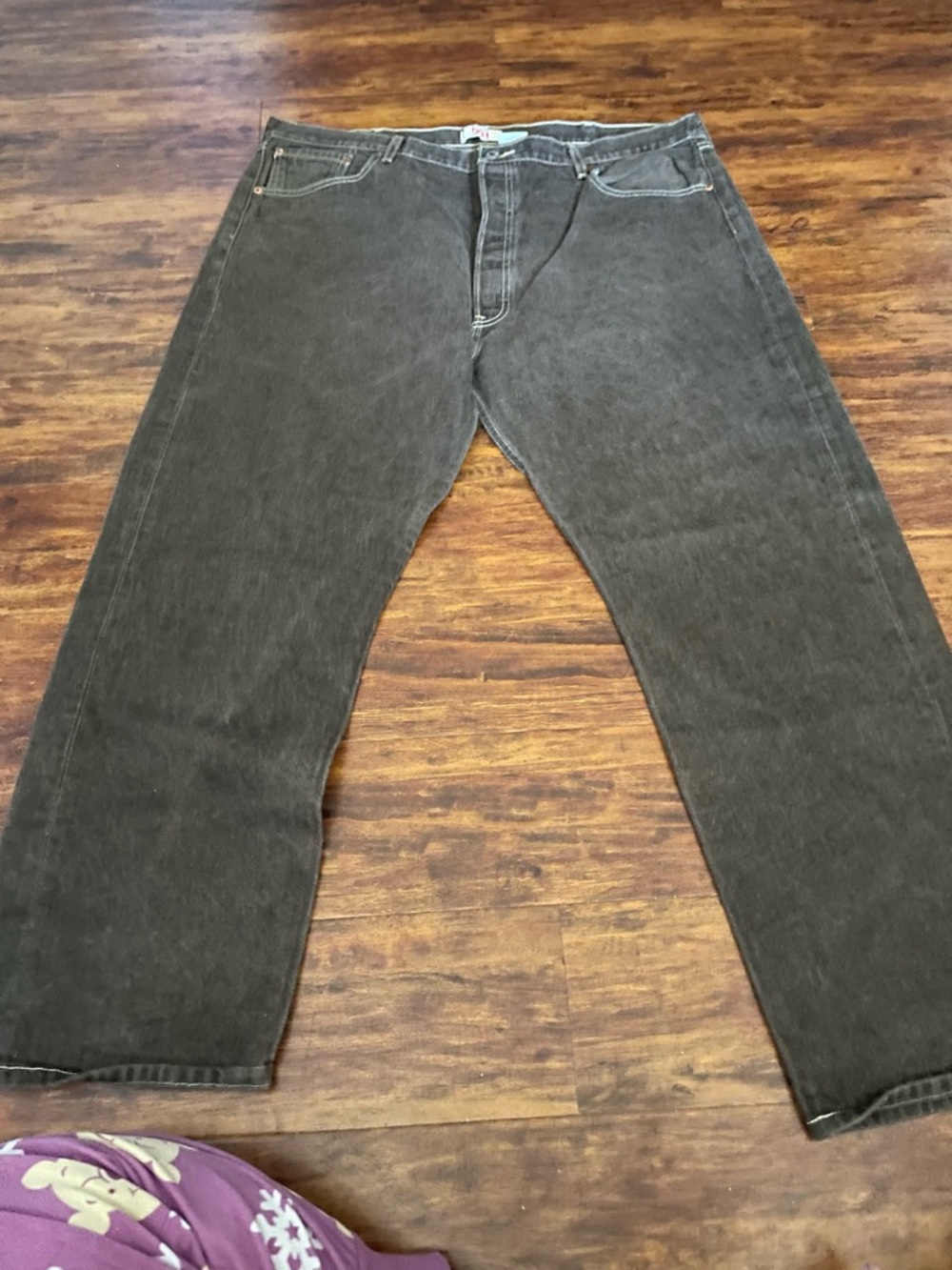 Levi's 501 Straight Button-Fly Jeans in Washed Black W44 L32